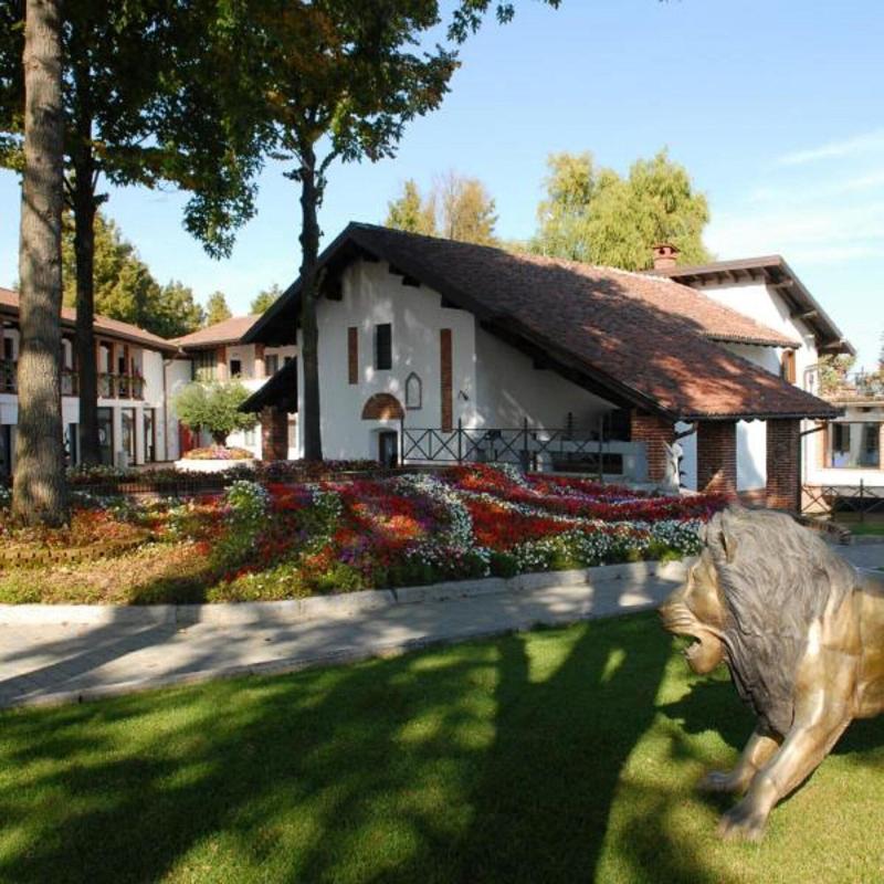 Hotel Novarello Granozzo con Monticello Exteriör bild