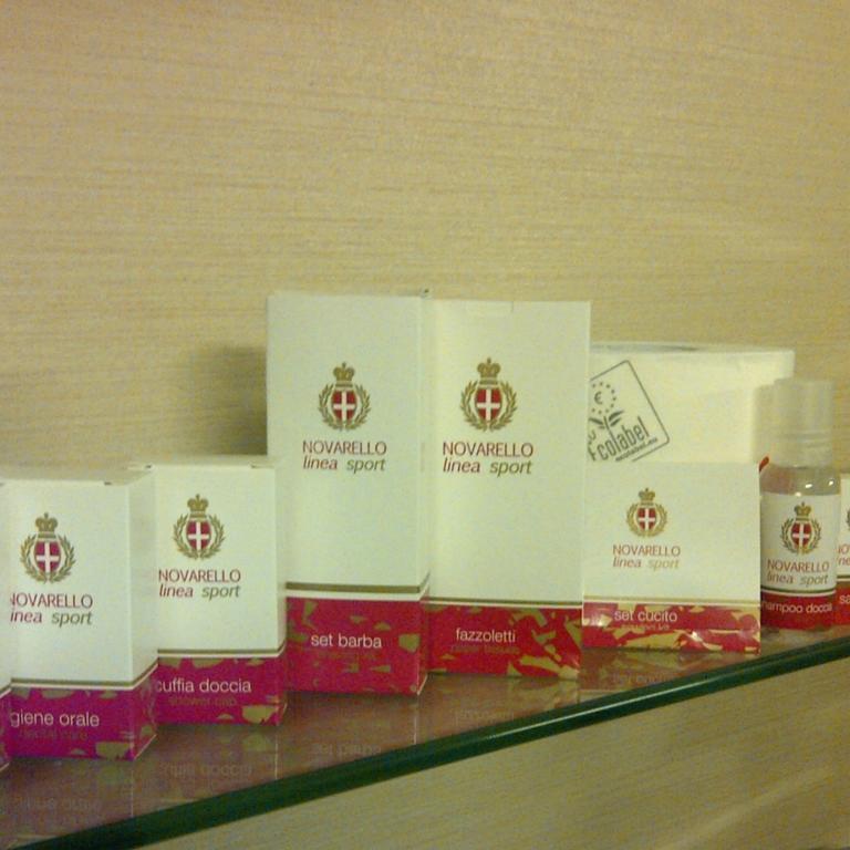 Hotel Novarello Granozzo con Monticello Rum bild